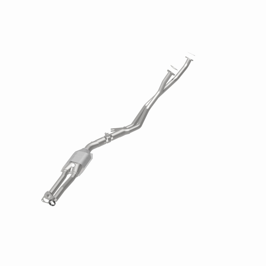 MagnaFlow Exhaust Products 23556 Standard Grade Direct-Fit Catalytic Converter for Select BMW 535i, BMW 635CSi