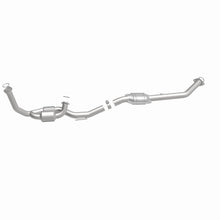 Load image into Gallery viewer, MagnaFlow Exhaust Products 447163 California CARB Direct-Fit Catalytic Converter for Select Toyota Sienna