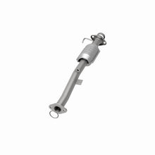 Load image into Gallery viewer, MagnaFlow Exhaust Products 441020 California CARB Direct-Fit Catalytic Converter for Select Chevrolet Tracker, Suzuki Vitara
