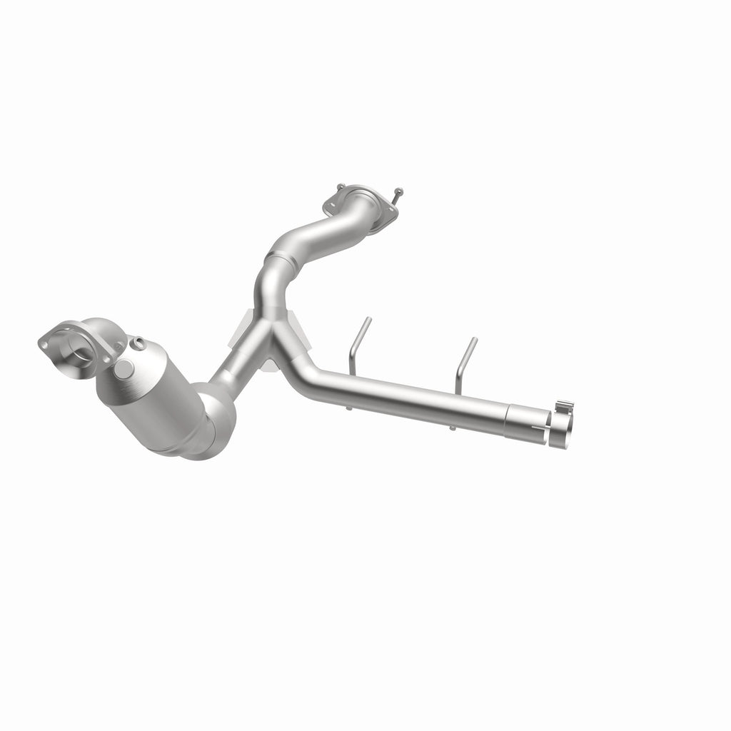 MagnaFlow Exhaust Products 280758 OEM Grade Direct-Fit Catalytic Converter for Select Ford F-150