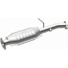 Load image into Gallery viewer, MagnaFlow Exhaust Products 50669 HM Grade Direct-Fit Catalytic Converter for Select Kia Sportage