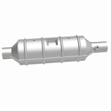 Load image into Gallery viewer, MagnaFlow Exhaust Products 55400 HM Grade Universal Catalytic Converter for Select Ford E-150, Ford E-150 Club Wagon, Ford E-150 Econoline, Ford E-150 Econoline Club Wagon, Ford E-250, Ford E-250 Econoline, Ford E-350 Club Wagon, Ford E-350 Econoline,
