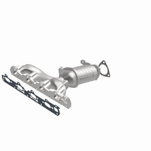 Load image into Gallery viewer, MagnaFlow Exhaust Products 5531060 California CARB Manifold Catalytic Converter for Select Chevrolet Malibu, Pontiac G6, Saturn Aura