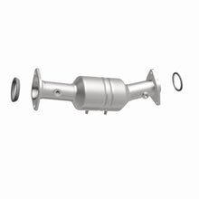 Load image into Gallery viewer, MagnaFlow Exhaust Products 5582223 California CARB Direct-Fit Catalytic Converter for Select Mazda CX-7