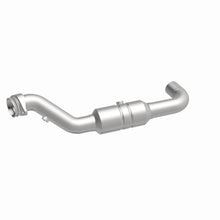 Load image into Gallery viewer, MagnaFlow Exhaust Products 52428 OEM Grade Direct-Fit Catalytic Converter for Select Ford Expedition, Ford F-150, Lincoln Navigator