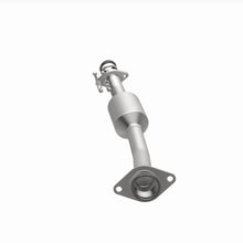 Load image into Gallery viewer, MagnaFlow Exhaust Products 6511689 California CARB Direct-Fit Catalytic Converter for Select Nissan NV200