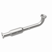 Load image into Gallery viewer, MagnaFlow Exhaust Products 5561668 California CARB Direct-Fit Catalytic Converter for Select Honda CR-V