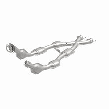 Load image into Gallery viewer, MagnaFlow Exhaust Products 441115 California CARB Direct-Fit Catalytic Converter for Select Ford Mustang