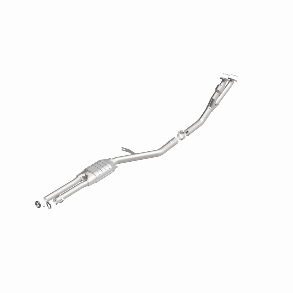 MagnaFlow Exhaust Products 3322554 California CARB Direct-Fit Catalytic Converter for Select BMW 325i, BMW 325iX, BMW 325is