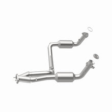 Load image into Gallery viewer, MagnaFlow Exhaust Products 4451419 California CARB Direct-Fit Catalytic Converter for Select Chevrolet Express 1500, Chevrolet Silverado 1500, Chevrolet Silverado 2500, Chevrolet Suburban 1500, Chevrolet Tahoe, GMC Sierra 1500, GMC Sierra 2500, GMC