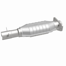 Load image into Gallery viewer, MagnaFlow Exhaust Products 93486 Standard Grade Direct-Fit Catalytic Converter for Select Chevrolet S10, Chevrolet S10 Blazer, GMC Jimmy, GMC S15, GMC S15 Jimmy, GMC Sonoma, GMC Syclone, GMC Typhoon, Oldsmobile Bravada