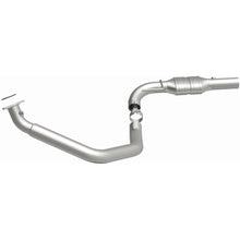 Load image into Gallery viewer, MagnaFlow Exhaust Products 49601 OEM Grade Direct-Fit Catalytic Converter for Select Chevrolet Express 2500, Chevrolet Express 3500, GMC Savana 2500, GMC Savana