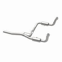 Load image into Gallery viewer, MagnaFlow Exhaust Products 5451187 California CARB Direct-Fit Catalytic Converter for Select Dodge Nitro, Jeep Liberty