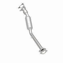 Load image into Gallery viewer, MagnaFlow Exhaust Products 51914 OEM Grade Direct-Fit Catalytic Converter for Select Chevrolet Cobalt, Chevrolet HHR, Pontiac G5, Saturn Ion