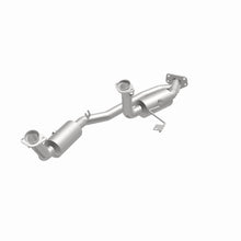 Load image into Gallery viewer, MagnaFlow Exhaust Products 4551079 California CARB Direct-Fit Catalytic Converter for Select Ford Freestar, Mercury Monterey