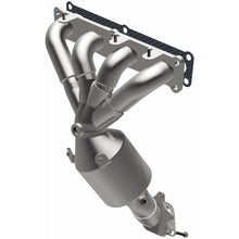 Load image into Gallery viewer, MagnaFlow Exhaust Products 22-158 OEM Grade Manifold Catalytic Converter for Select Chrysler 200, Dodge Dart, Fiat 500X, Jeep Cherokee, Jeep Renegade, Ram ProMaster City