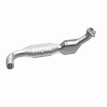 Load image into Gallery viewer, MagnaFlow Exhaust Products 447177 California CARB Direct-Fit Catalytic Converter for Select Ford E-150 Econoline, Ford E-150 Econoline Club Wagon, Ford Expedition, Ford F-150, Ford F-250