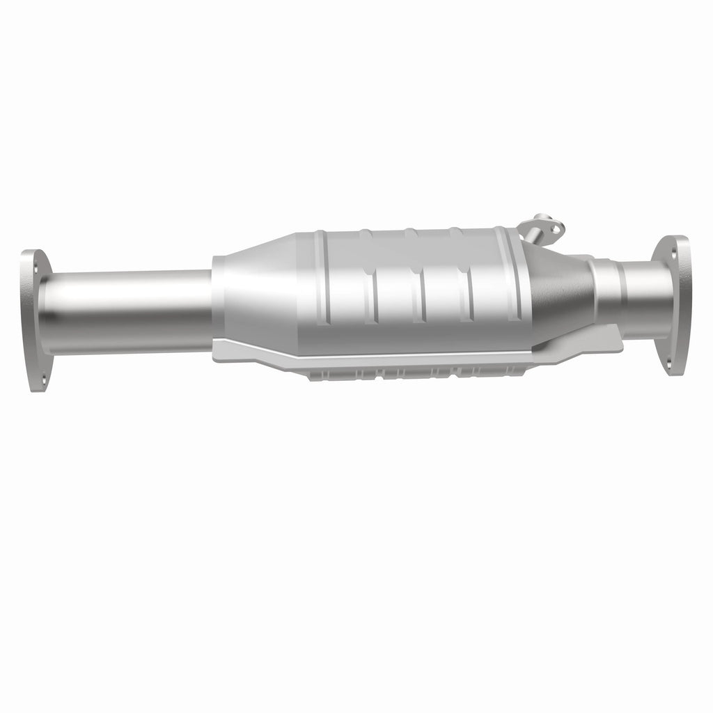 MagnaFlow Exhaust Products 23894 Standard Grade Direct-Fit Catalytic Converter for Select Toyota Land Cruiser