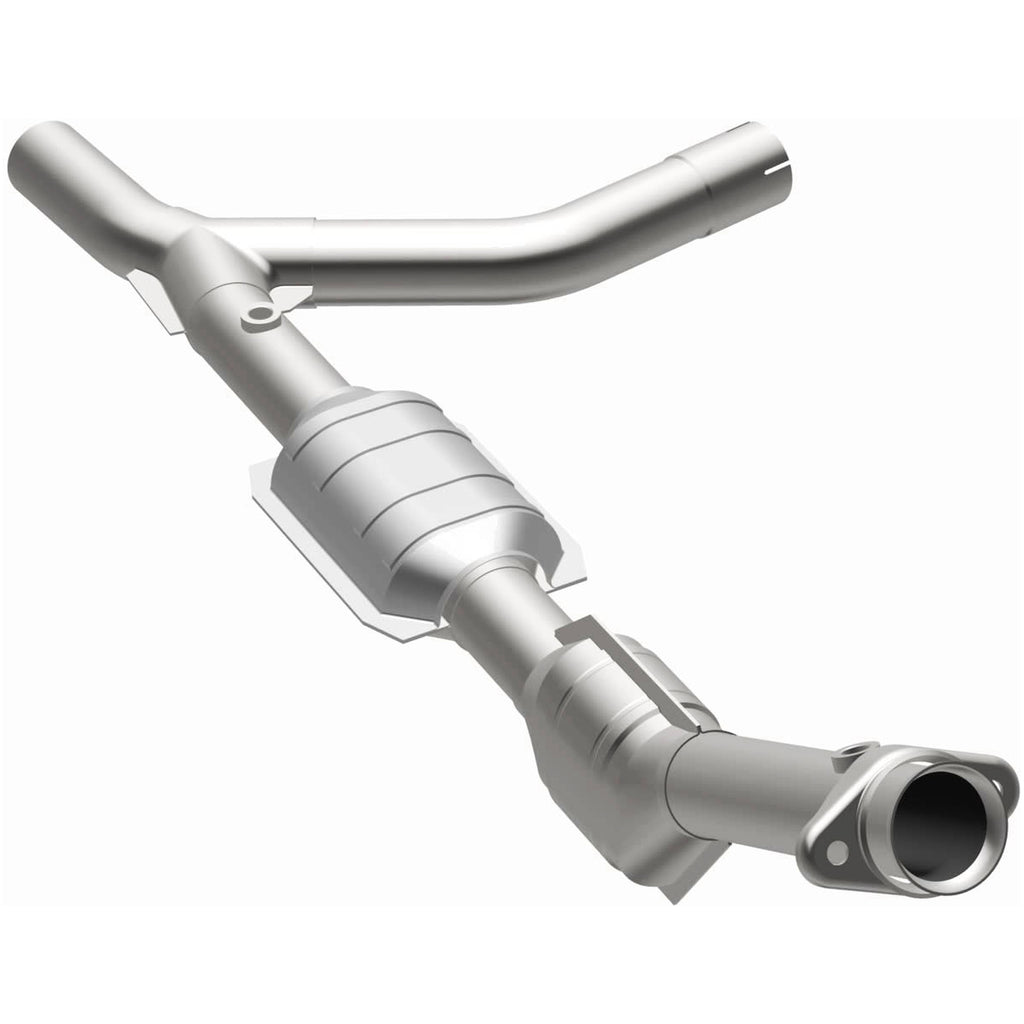 MagnaFlow Exhaust Products 458002 California CARB Direct-Fit Catalytic Converter for Select Ford E-150, Ford E-150 Club Wagon, Ford E-250