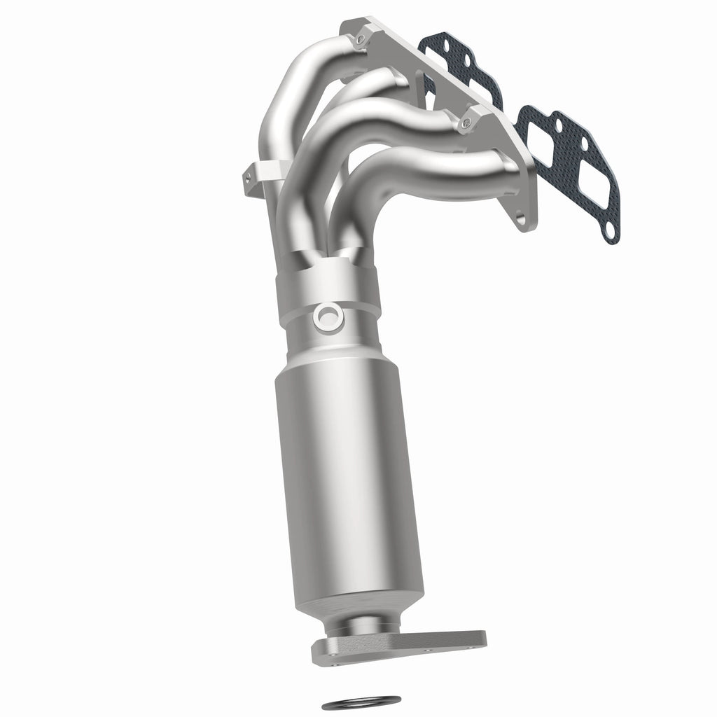 MagnaFlow Exhaust Products 51596 OEM Grade Manifold Catalytic Converter for Select Nissan Frontier, Suzuki Equator
