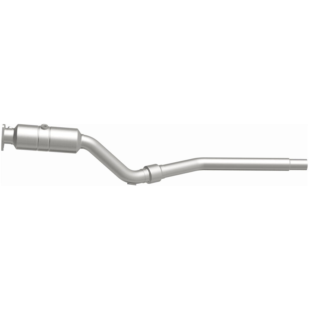 MagnaFlow Exhaust Products 51437 OEM Grade Direct-Fit Catalytic Converter for Select Audi A6, Audi A6 Quattro