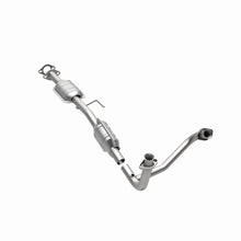 Load image into Gallery viewer, MagnaFlow Exhaust Products 447250 California CARB Direct-Fit Catalytic Converter for Select Ford Aerostar