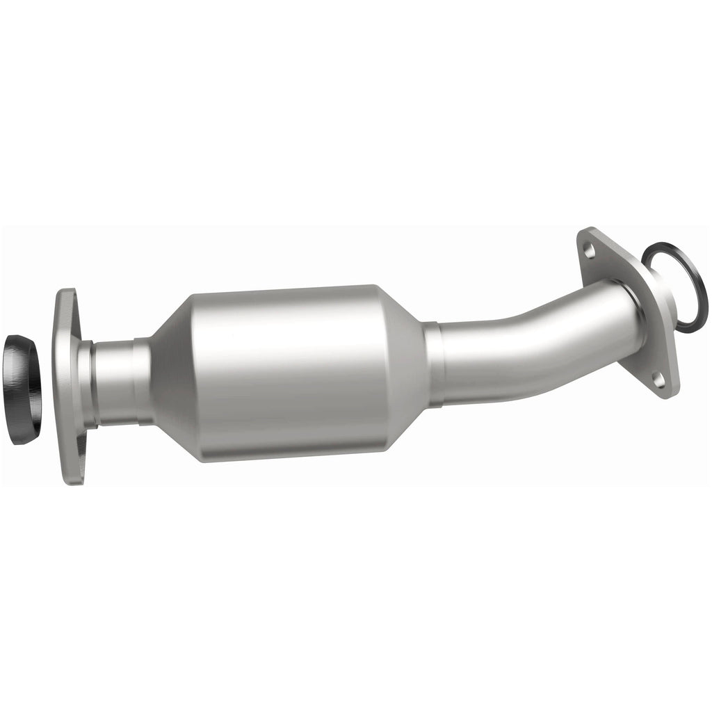 MagnaFlow Exhaust Products 280095 OEM Grade Direct-Fit Catalytic Converter for Select Toyota Sienna