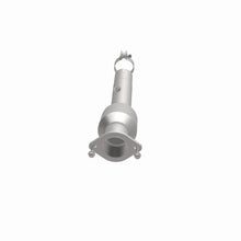 Load image into Gallery viewer, MagnaFlow Exhaust Products 4451648 California CARB Direct-Fit Catalytic Converter for Select Chevrolet Silverado 2500, GMC Sierra HD