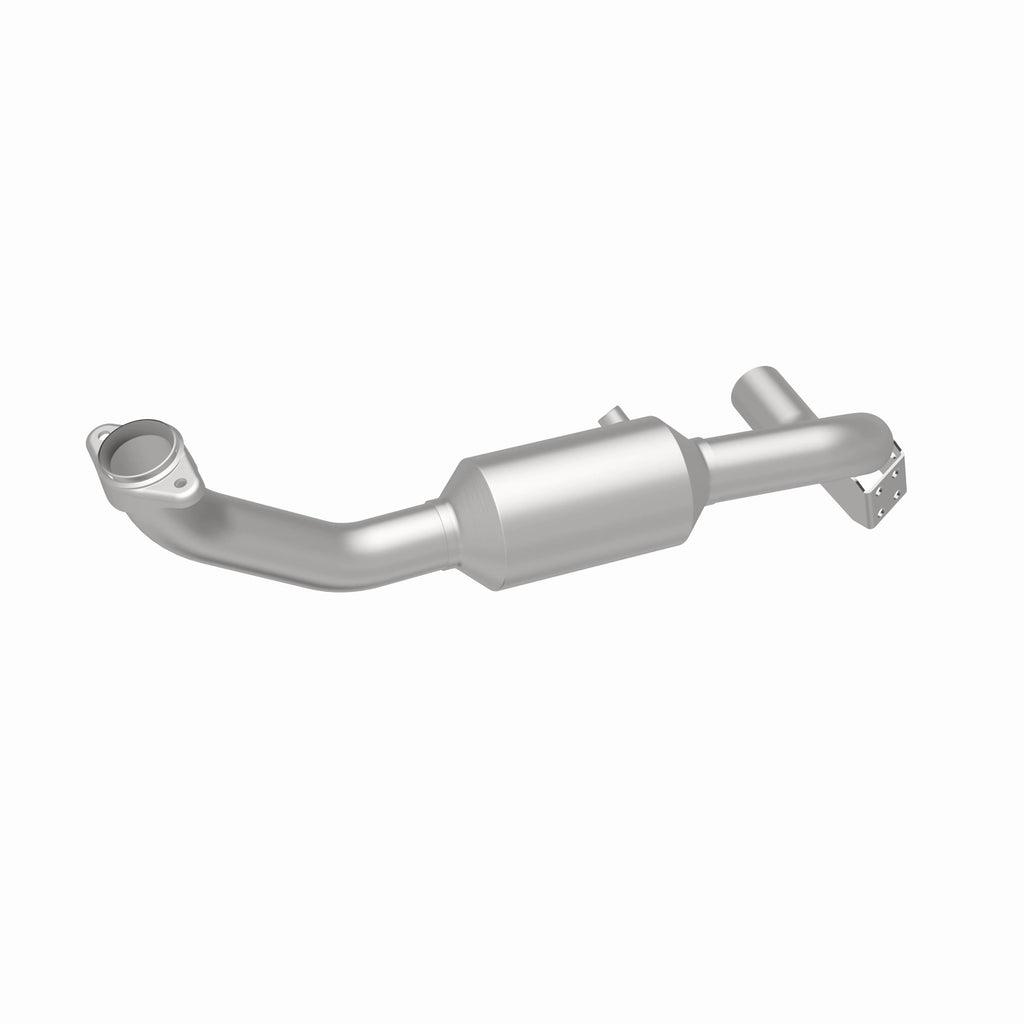 MagnaFlow Exhaust Products 52507 OEM Grade Direct-Fit Catalytic Converter for Select Lincoln Navigator