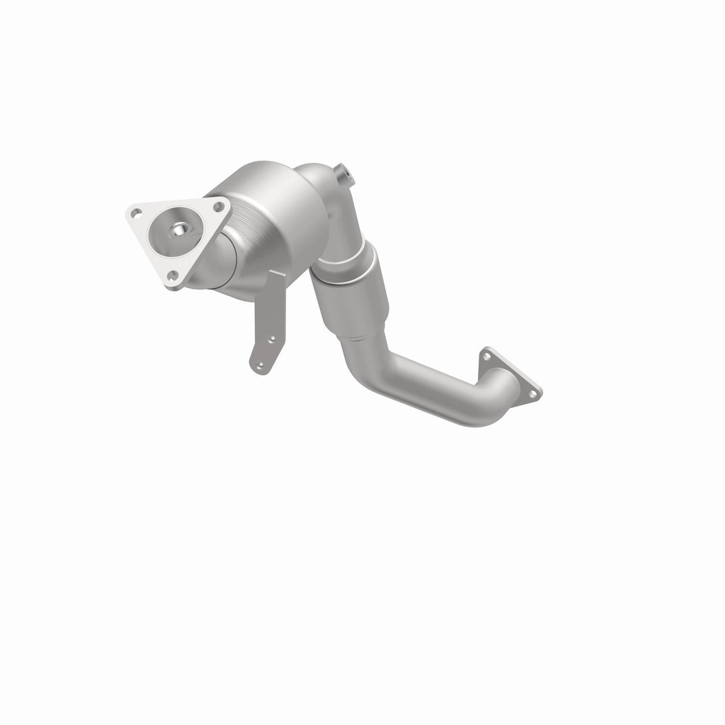 MagnaFlow Exhaust Products 52585 OEM Grade Direct-Fit Catalytic Converter for Select Audi Q7, Volkswagen Touareg