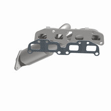 Load image into Gallery viewer, MagnaFlow Exhaust Products 5582596 California CARB Manifold Catalytic Converter for Select Nissan Frontier, Suzuki Equator