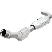 Load image into Gallery viewer, MagnaFlow Exhaust Products 447141 California CARB Direct-Fit Catalytic Converter for Select Ford F-150
