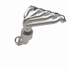 Load image into Gallery viewer, MagnaFlow Exhaust Products 4583862 California CARB Manifold Catalytic Converter for Select Chevrolet Colorado, GMC Canyon, Hummer H3, Isuzu i-350
