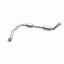 Load image into Gallery viewer, MagnaFlow Exhaust Products 5582629 California CARB Direct-Fit Catalytic Converter for Select Toyota Tundra