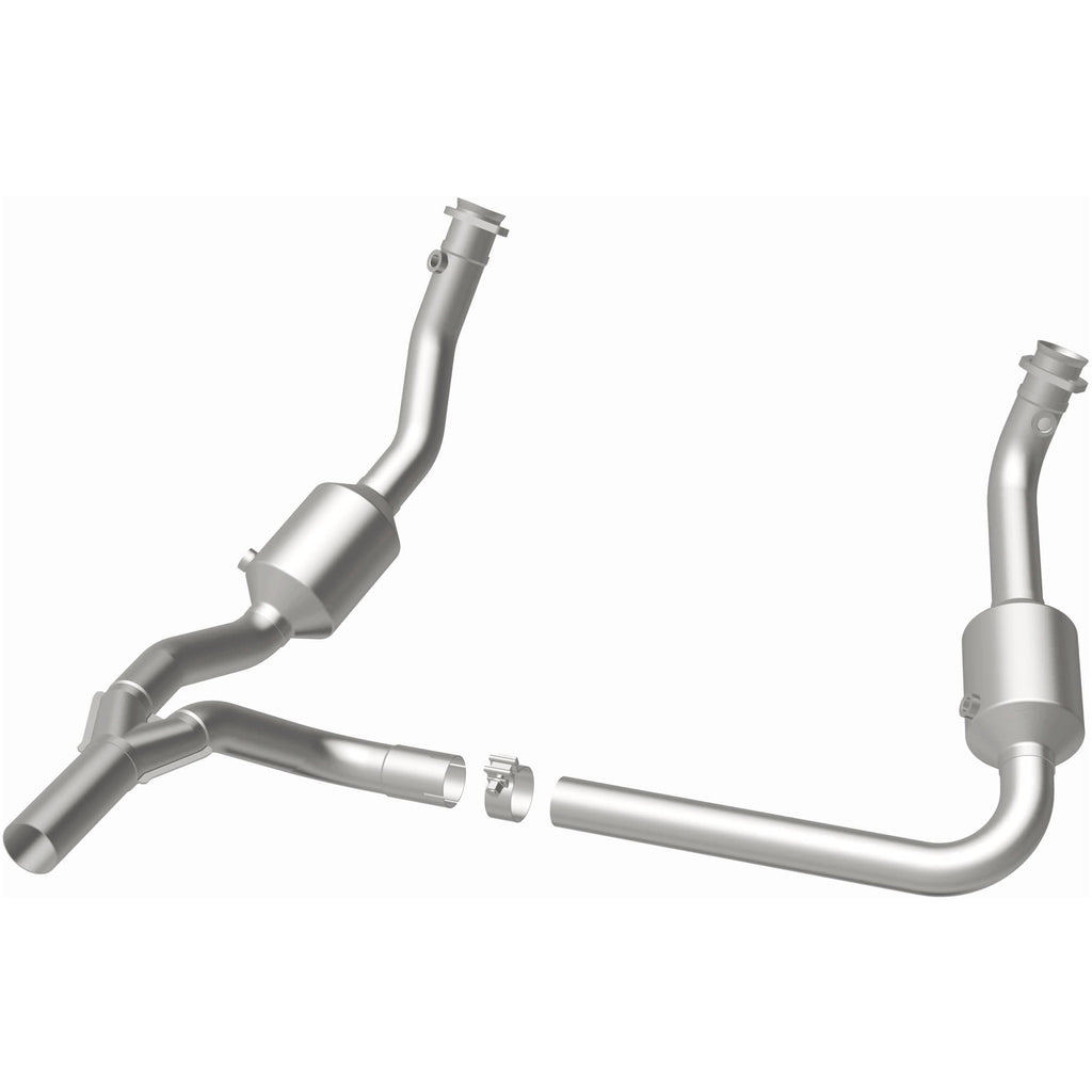 MagnaFlow Exhaust Products 21-458 OEM Grade Direct-Fit Catalytic Converter for Select Jeep Wrangler
