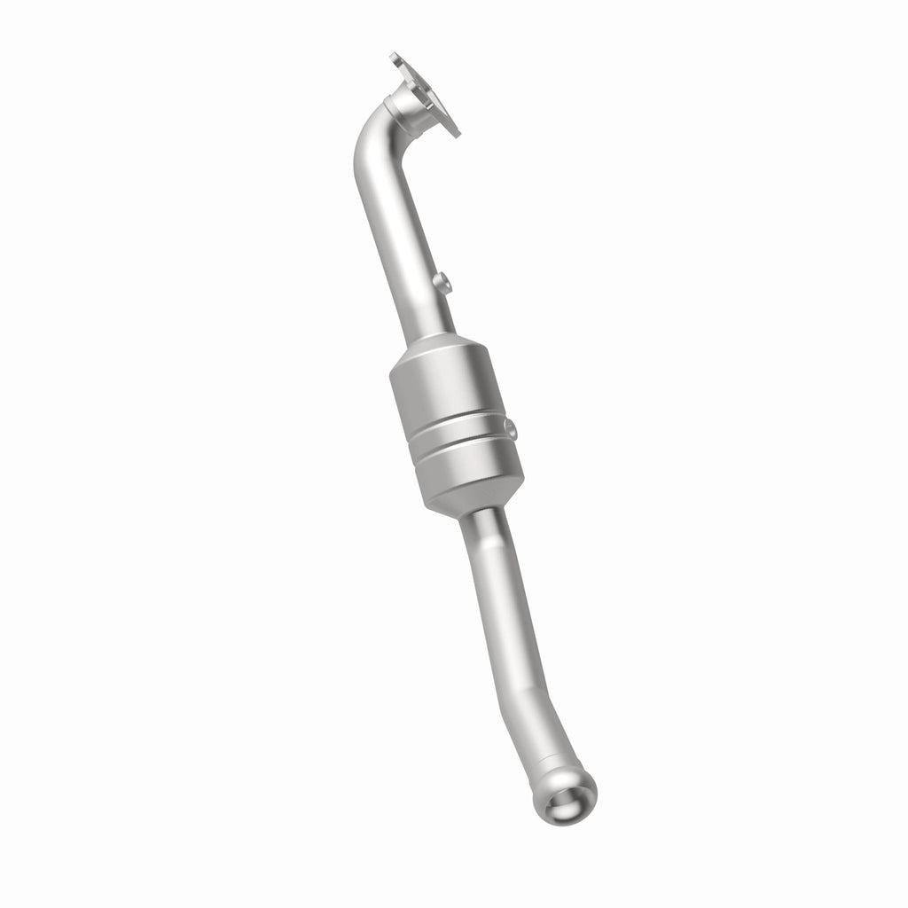 MagnaFlow Exhaust Products 49723 OEM Grade Direct-Fit Catalytic Converter for Select Dodge Durango, Jeep Grand Cherokee