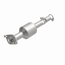 Load image into Gallery viewer, MagnaFlow Exhaust Products 51924 OEM Grade Direct-Fit Catalytic Converter for Select Hyundai Accent, Hyundai Veloster, Kia Rio, Kia Soul