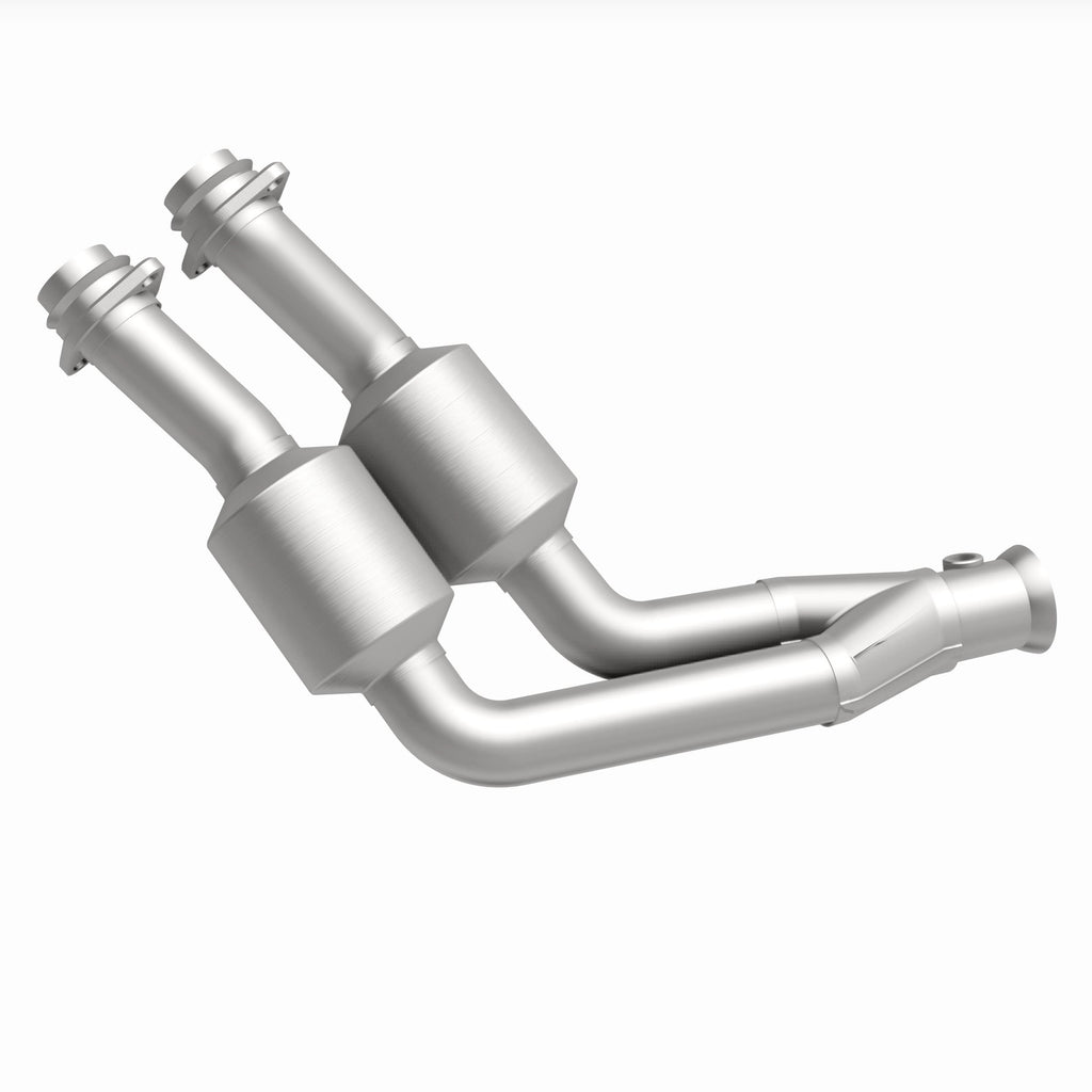 MagnaFlow Exhaust Products 24226 HM Grade Direct-Fit Catalytic Converter for Select Jaguar Vanden Plas, Jaguar XJ6