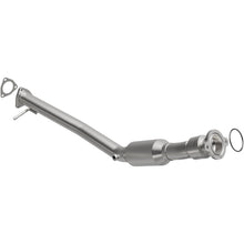 Load image into Gallery viewer, MagnaFlow Exhaust Products 5551220 California CARB Direct-Fit Catalytic Converter for Select Chevrolet Equinox, Pontiac Torrent
