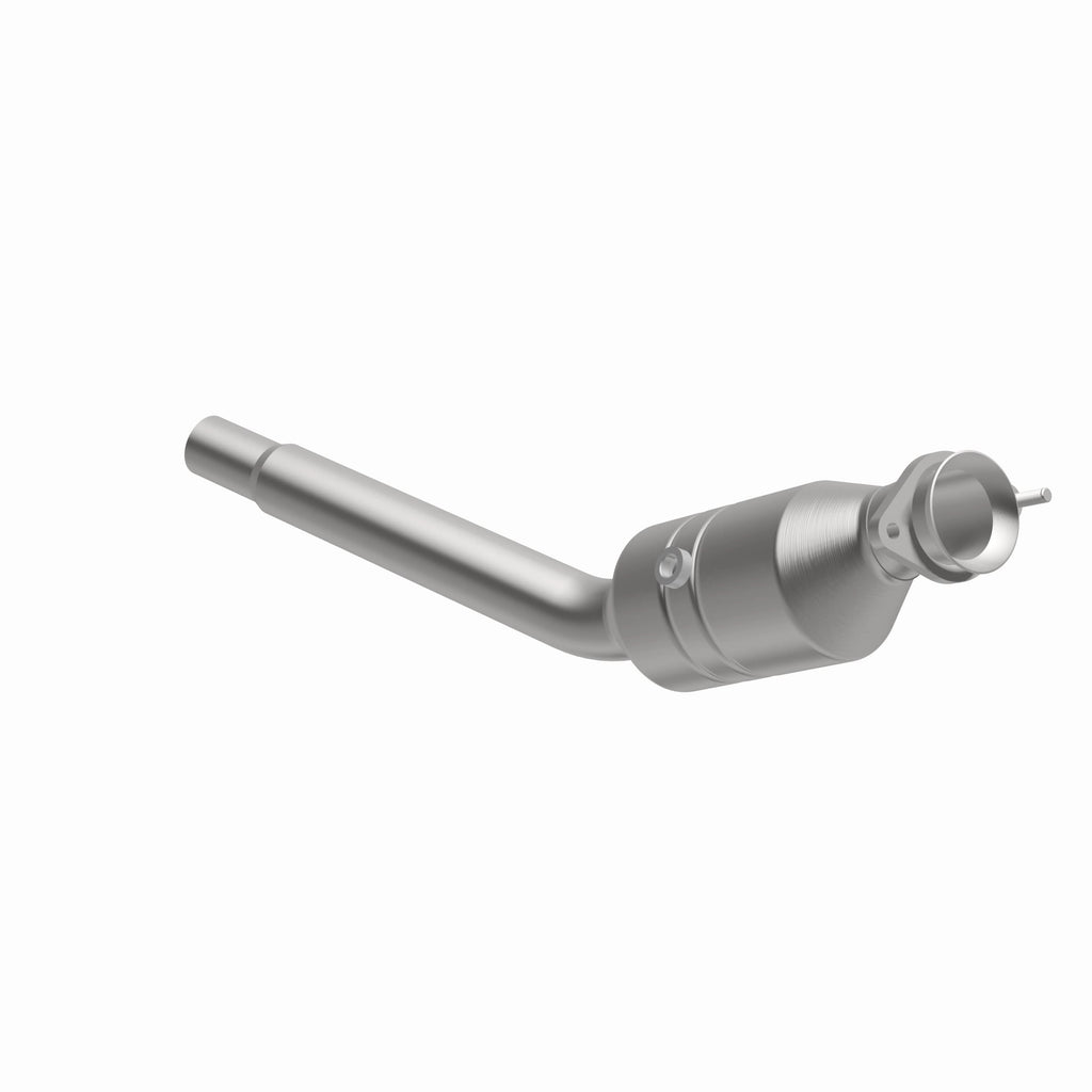 MagnaFlow Exhaust Products 52070 OEM Grade Direct-Fit Catalytic Converter for Select Jaguar XJ