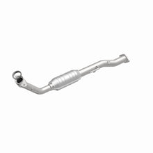 Load image into Gallery viewer, MagnaFlow Exhaust Products 23389 HM Grade Direct-Fit Catalytic Converter for Select Ford Ranger