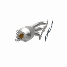 Load image into Gallery viewer, MagnaFlow Exhaust Products 447197 California CARB Manifold Catalytic Converter for Select Nissan Frontier