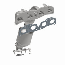 Load image into Gallery viewer, MagnaFlow Exhaust Products 5481295 California CARB Manifold Catalytic Converter for Select Nissan Rogue