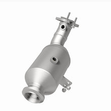 Load image into Gallery viewer, MagnaFlow Exhaust Products 21-681 OEM Grade Direct-Fit Catalytic Converter for Select Mercedes-Benz C400, Mercedes-Benz C43 AMG, Mercedes-Benz C450 AMG, Mercedes-Benz E43 AMG, Mercedes-Benz E450, Mercedes-Benz GLC43 AMG