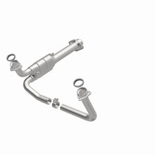 Load image into Gallery viewer, MagnaFlow Exhaust Products 23256 Standard Grade Direct-Fit Catalytic Converter for Select Chevrolet Blazer, Chevrolet C1500, Chevrolet C1500 Suburban, Chevrolet C2500, Chevrolet C2500 Suburban, Chevrolet K1500, Chevrolet K1500 Suburban, Chevrolet K2500,
