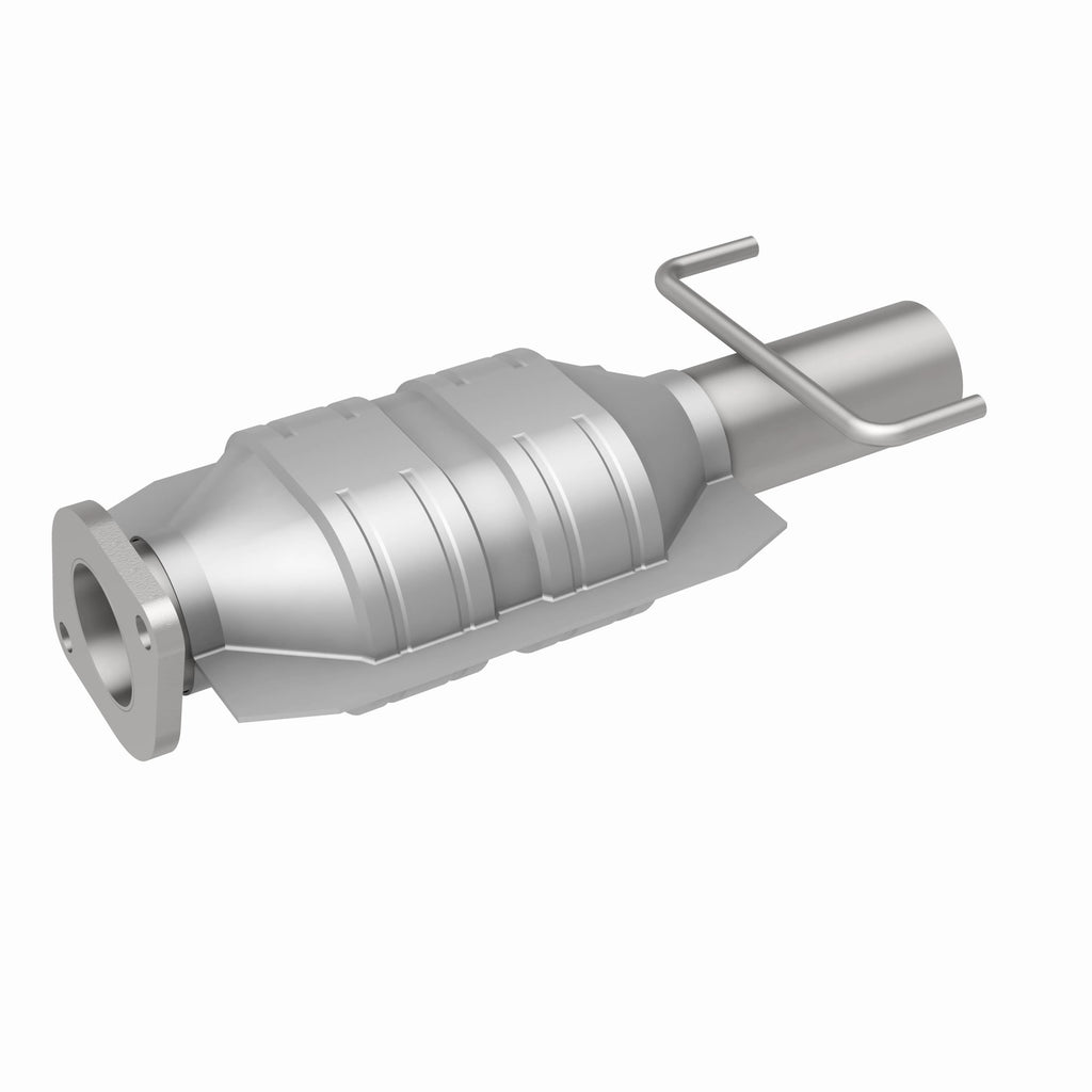 MagnaFlow Exhaust Products 51371 OEM Grade Direct-Fit Catalytic Converter for Select Lincoln Continental