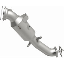 Load image into Gallery viewer, MagnaFlow Exhaust Products 280198 OEM Grade Direct-Fit Catalytic Converter for Select Chevrolet Colorado, Chevrolet Silverado 1500, Chevrolet Silverado LTD, GMC Canyon, GMC Sierra 1500, GMC Sierra Limited