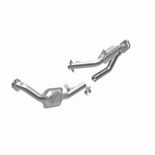 Load image into Gallery viewer, MagnaFlow Exhaust Products 23534 HM Grade Direct-Fit Catalytic Converter for Select Ford Taurus, Mercury Sable