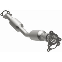 Load image into Gallery viewer, MagnaFlow Exhaust Products 49197 OEM Grade Direct-Fit Catalytic Converter for Select Chevrolet Cobalt, Chevrolet HHR, Pontiac G5, Saturn Ion