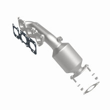 Load image into Gallery viewer, MagnaFlow Exhaust Products 52779 OEM Grade Manifold Catalytic Converter for Select Hyundai Genesis, Hyundai Genesis Coupe